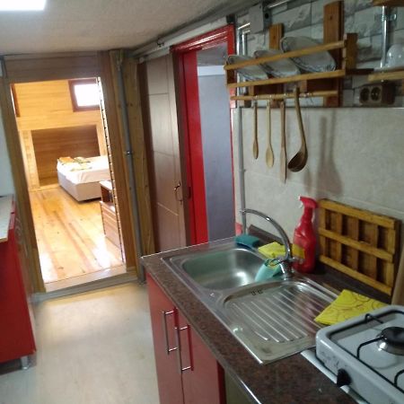 Retro & Wood Apartment Istanbul Luaran gambar