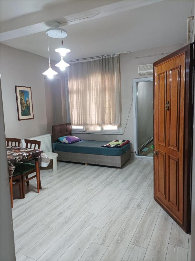 Retro & Wood Apartment Istanbul Luaran gambar